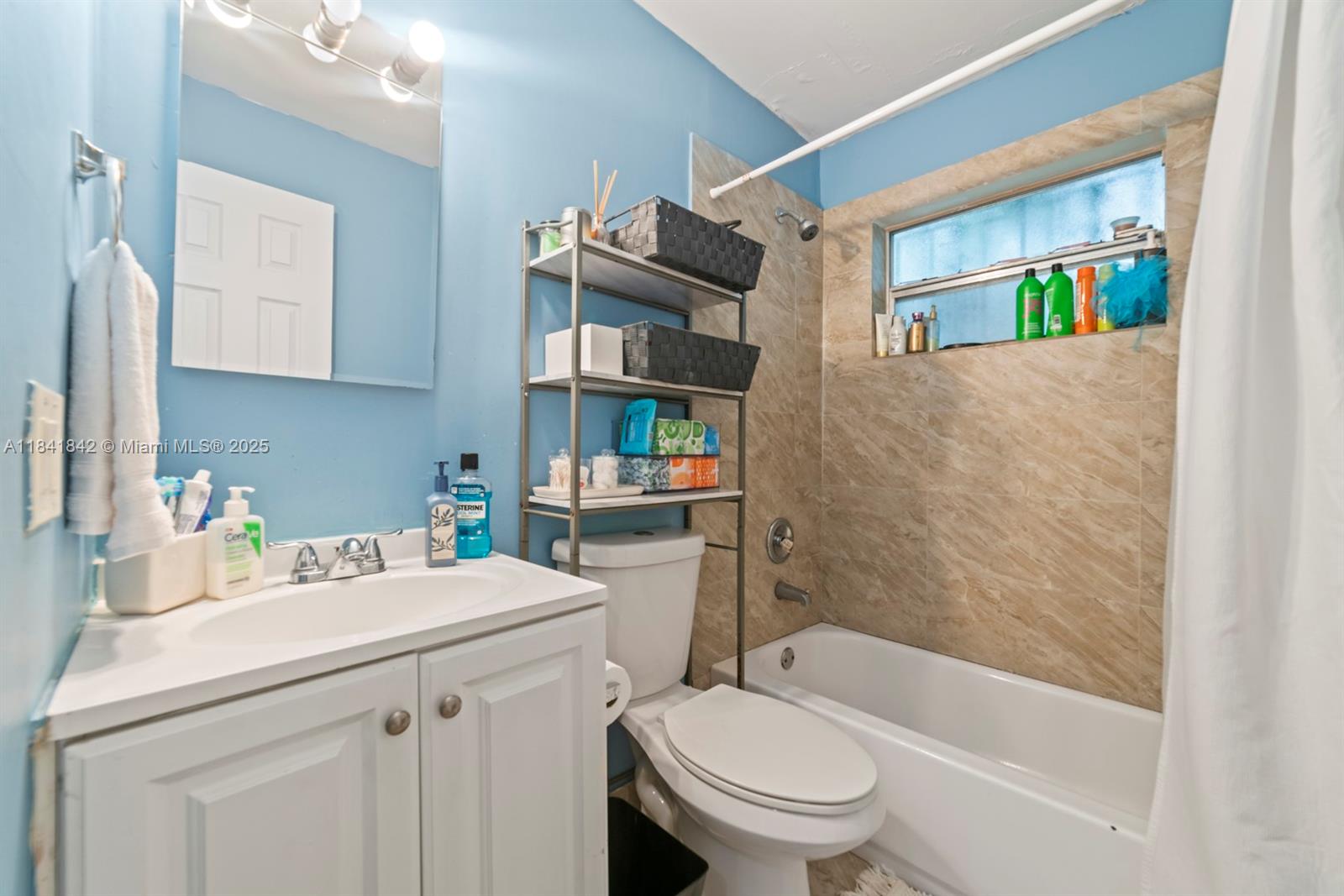 BUENA VISTA GARDENS - Residential Income