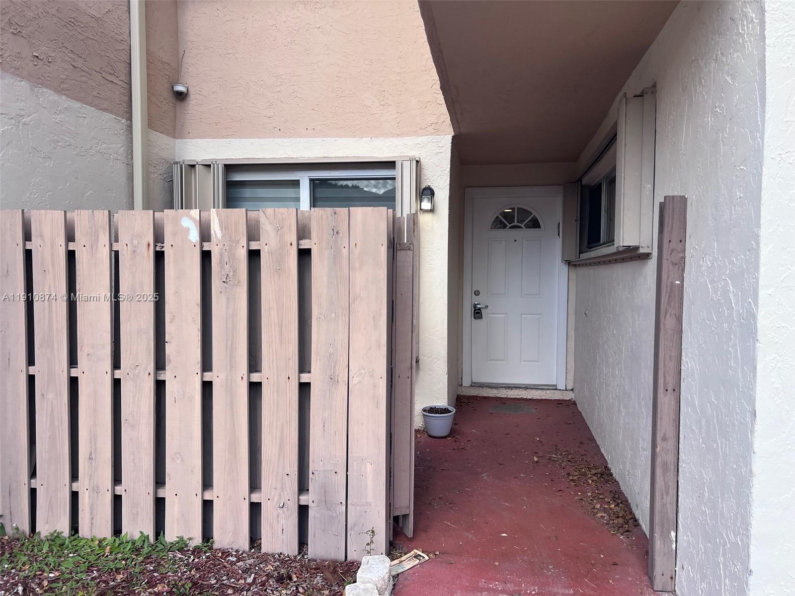 TOWNHOUSES AT JACARANDA C - Residential