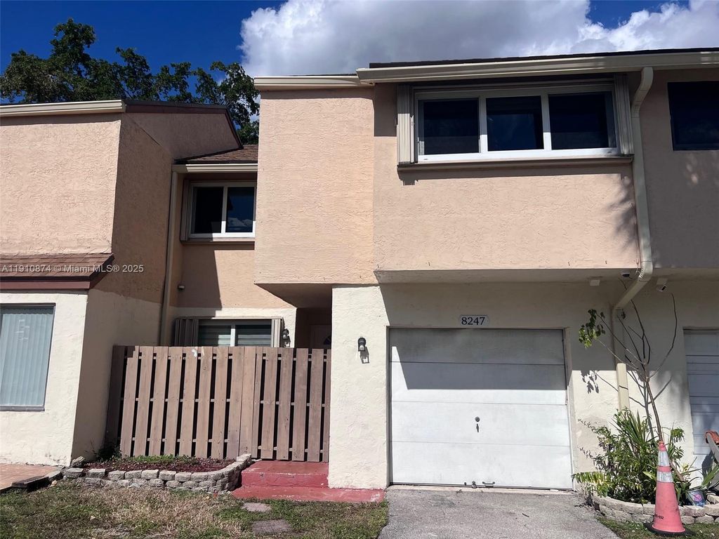 Photo of 8247 NW 8th Pl, Plantation, FL 33324 (MLS # A11910874)