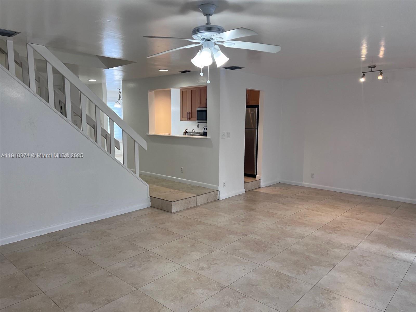 TOWNHOUSES AT JACARANDA C - Residential