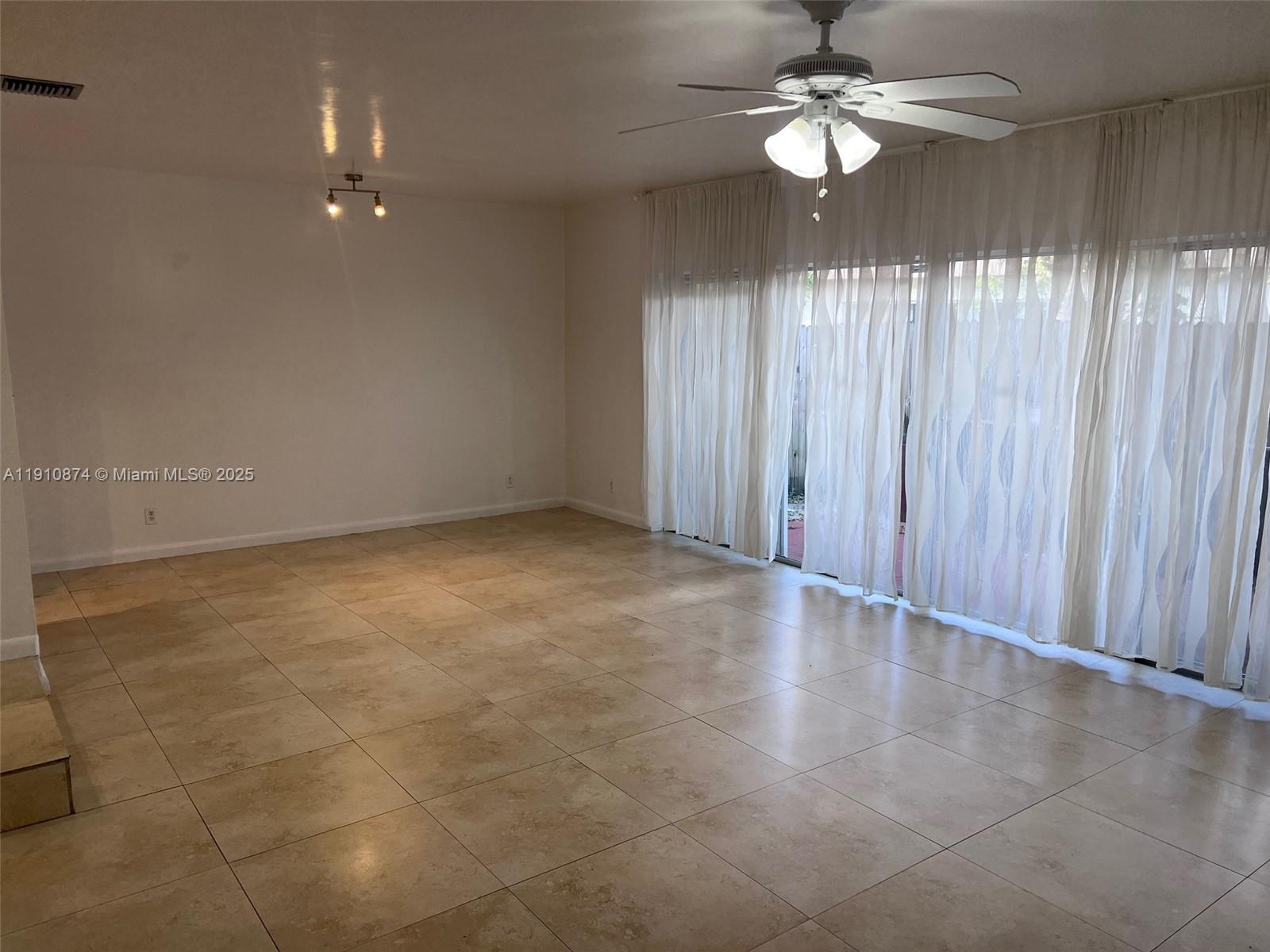 TOWNHOUSES AT JACARANDA C - Residential