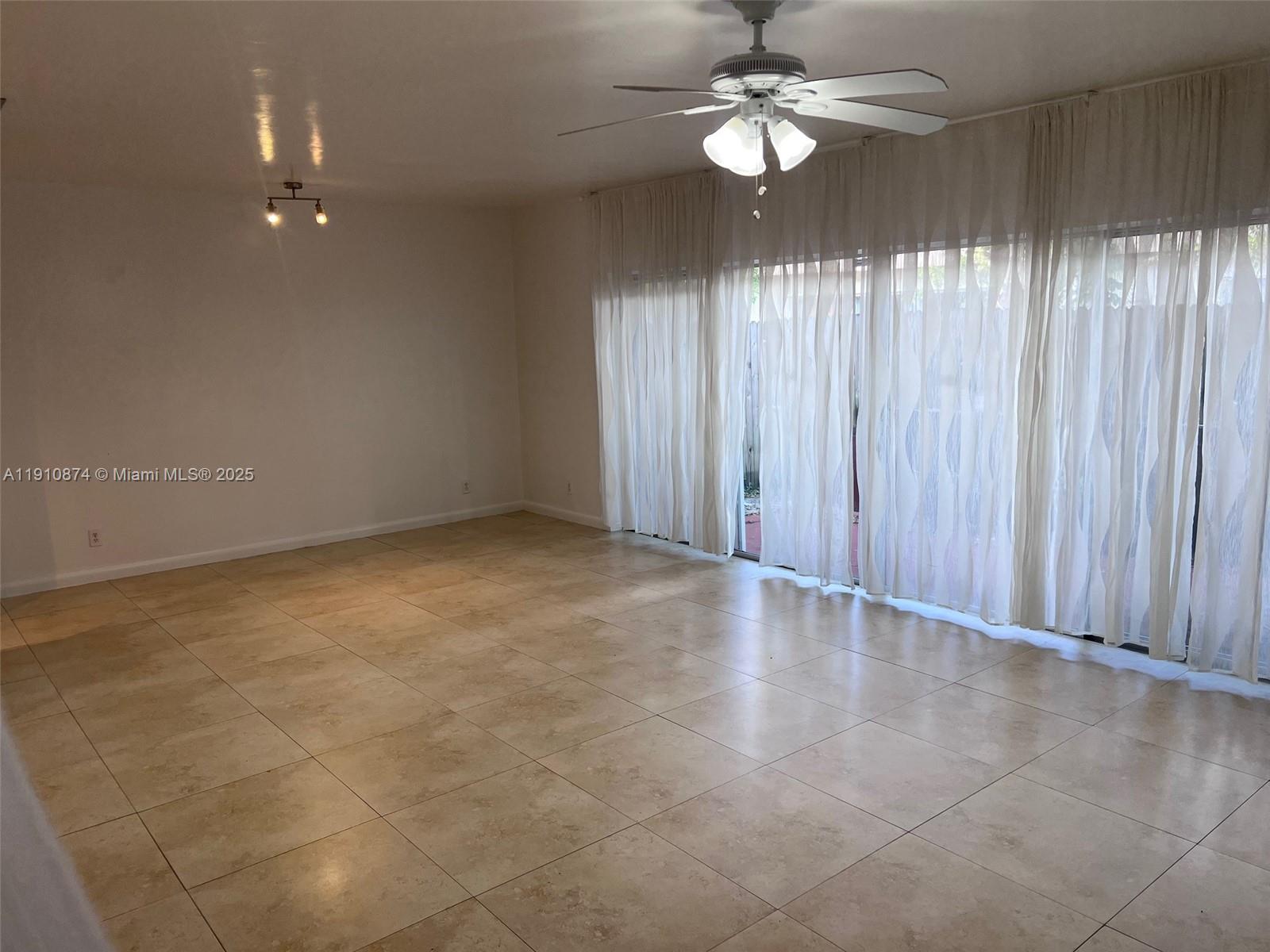 TOWNHOUSES AT JACARANDA C - Residential