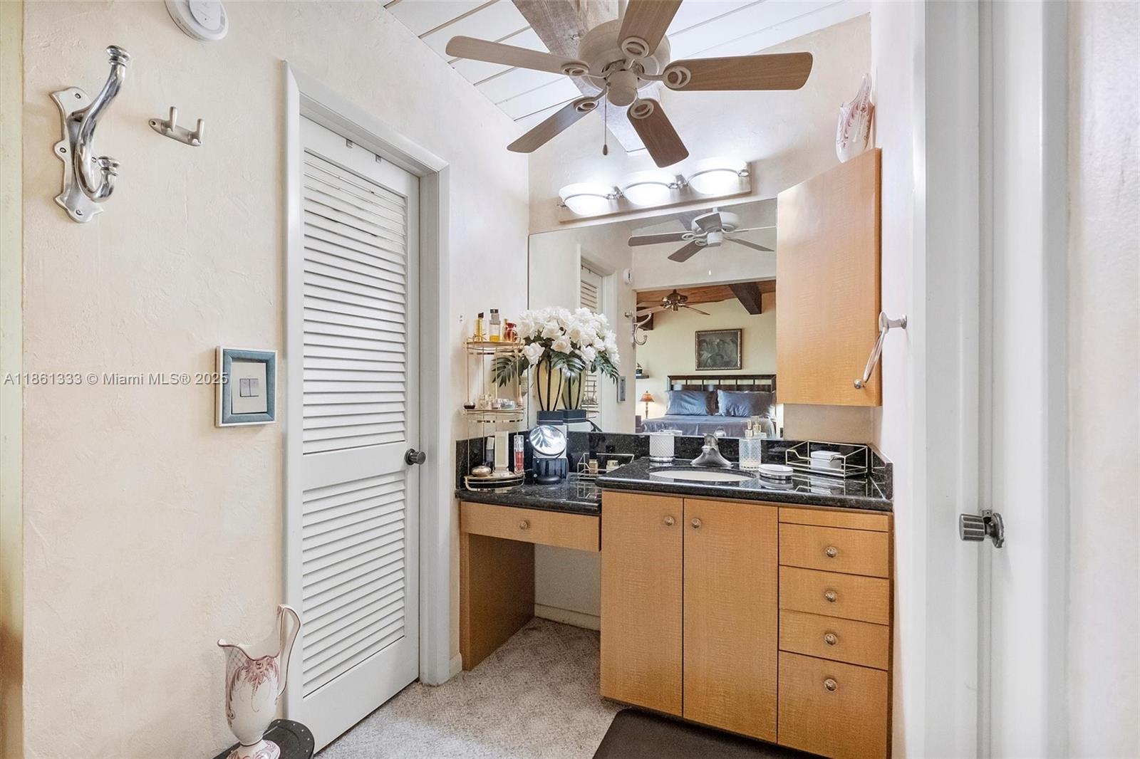 SUNSET PARK LAKE VILLAS S - Residential