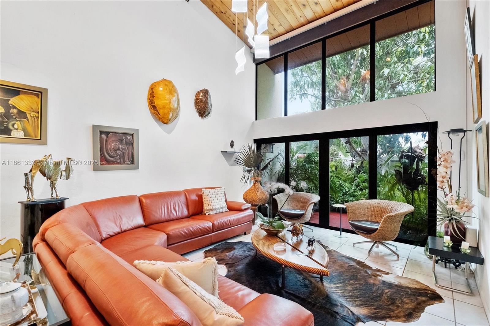 SUNSET PARK LAKE VILLAS S - Residential