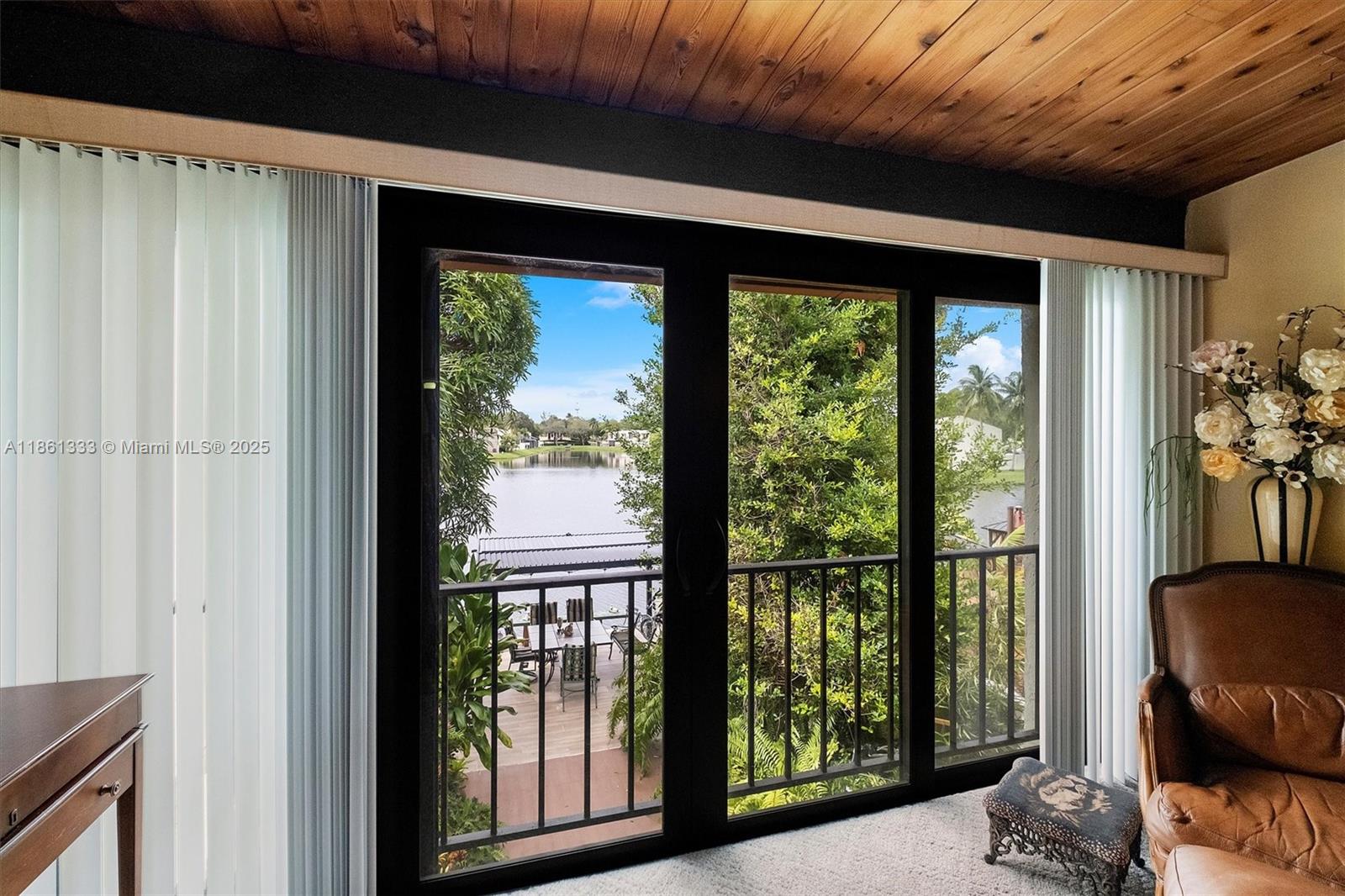 SUNSET PARK LAKE VILLAS S - Residential