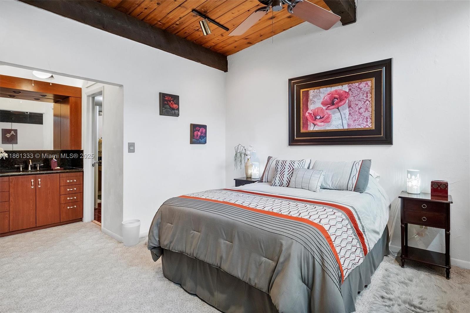 SUNSET PARK LAKE VILLAS S - Residential