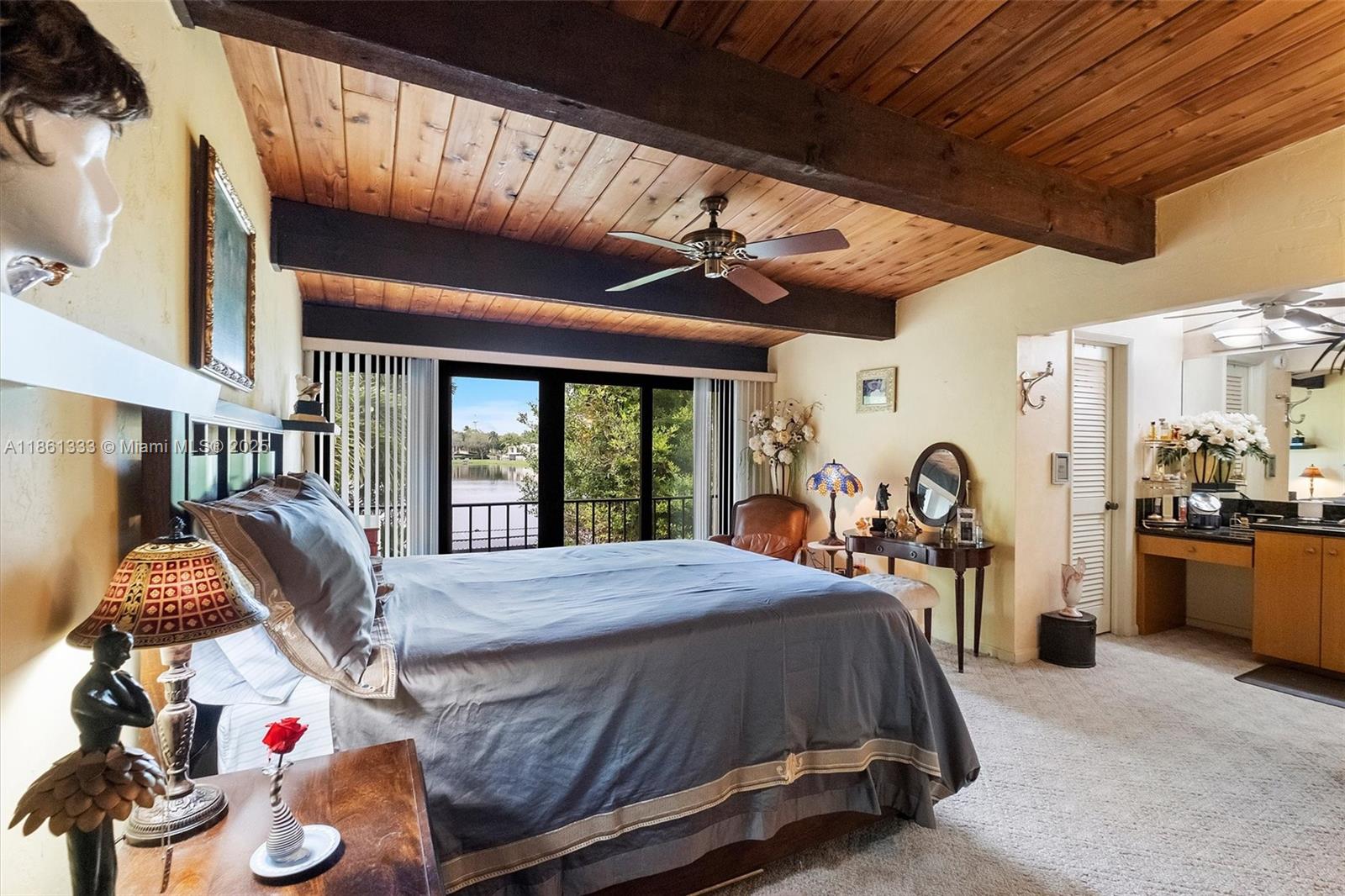 SUNSET PARK LAKE VILLAS S - Residential