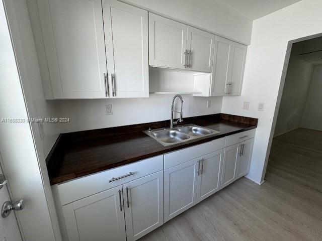Absolutely Cute! Located in desirable Coral Ridge, just across the Intercostal waterway and minutes to the Ocean, Galleria Mall, Shopping and Restaurants. Just remodeled with Stainless Steel Appliances, New Wood/Vinyl Flooring, Bath Tile Floors. NEW Mini-Split A/C Units. INCLUDES Water, Garbage/Sewer, Landscape and Washer/Dryer usage FREE. A must see!!! Pets Allowed. Non-Smoking Building.Not allowed to sublease. *Requires: Proof of employ, Bank account, Credit/Background App fee $100 per person(non-refundable), Copy of the Drivers License.
Driving Directions: