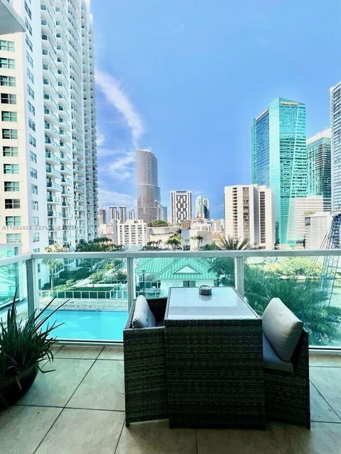 41 SE 5th St 903 Miami FL 33131