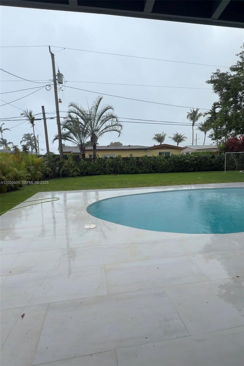 SKY LAKE - Residential