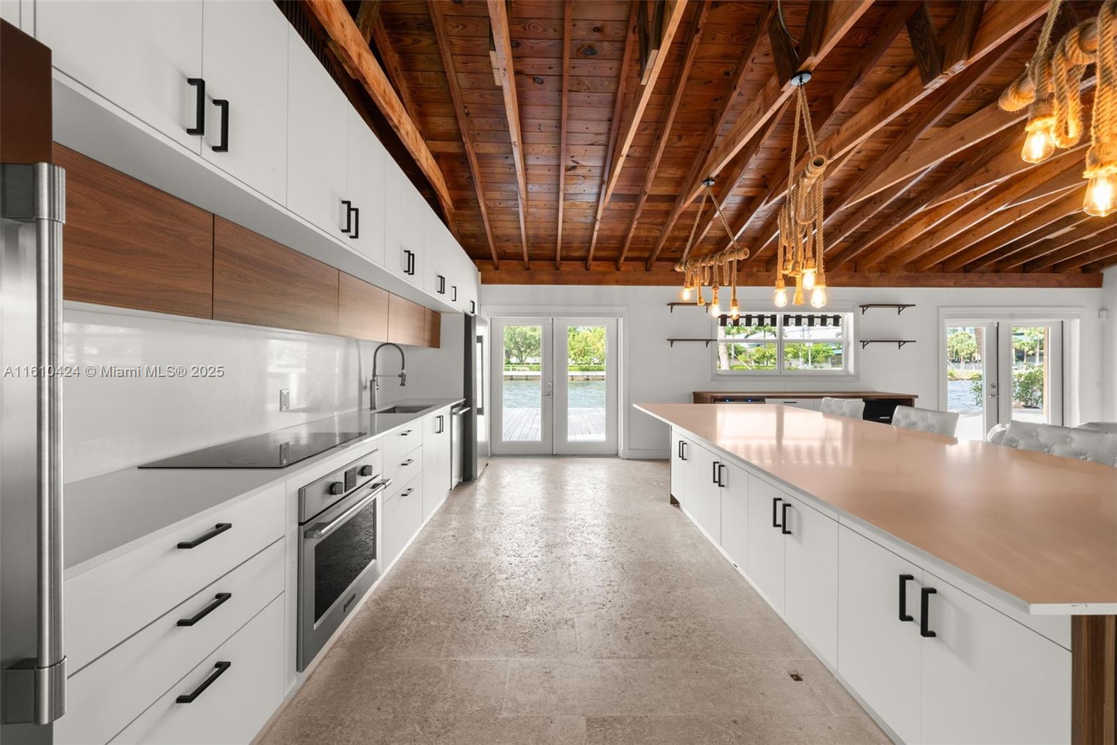 COUNTRY CLUB ADDN - Residential