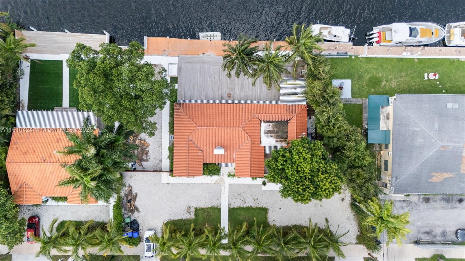 COUNTRY CLUB ADDN - Residential