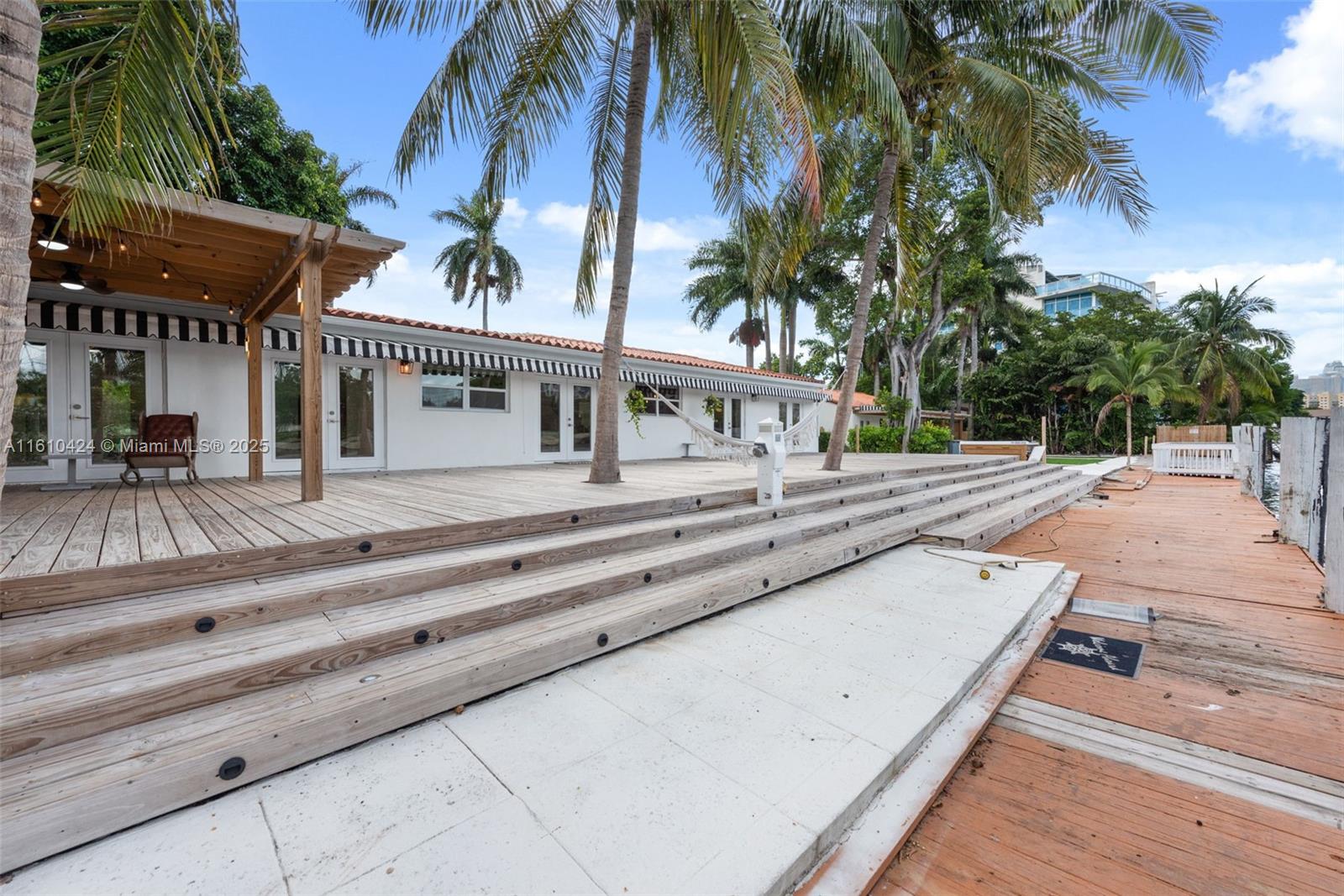 COUNTRY CLUB ADDN - Residential