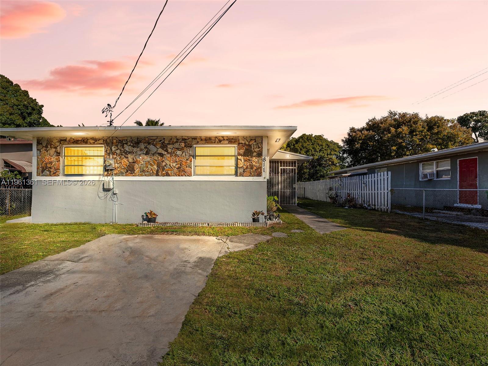 PINEWOOD PARK EXTENSION - Residential