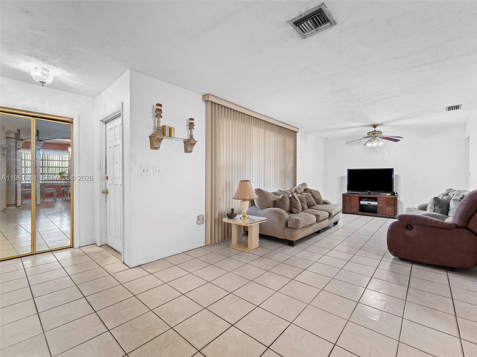 PINEWOOD PARK EXTENSION - Residential