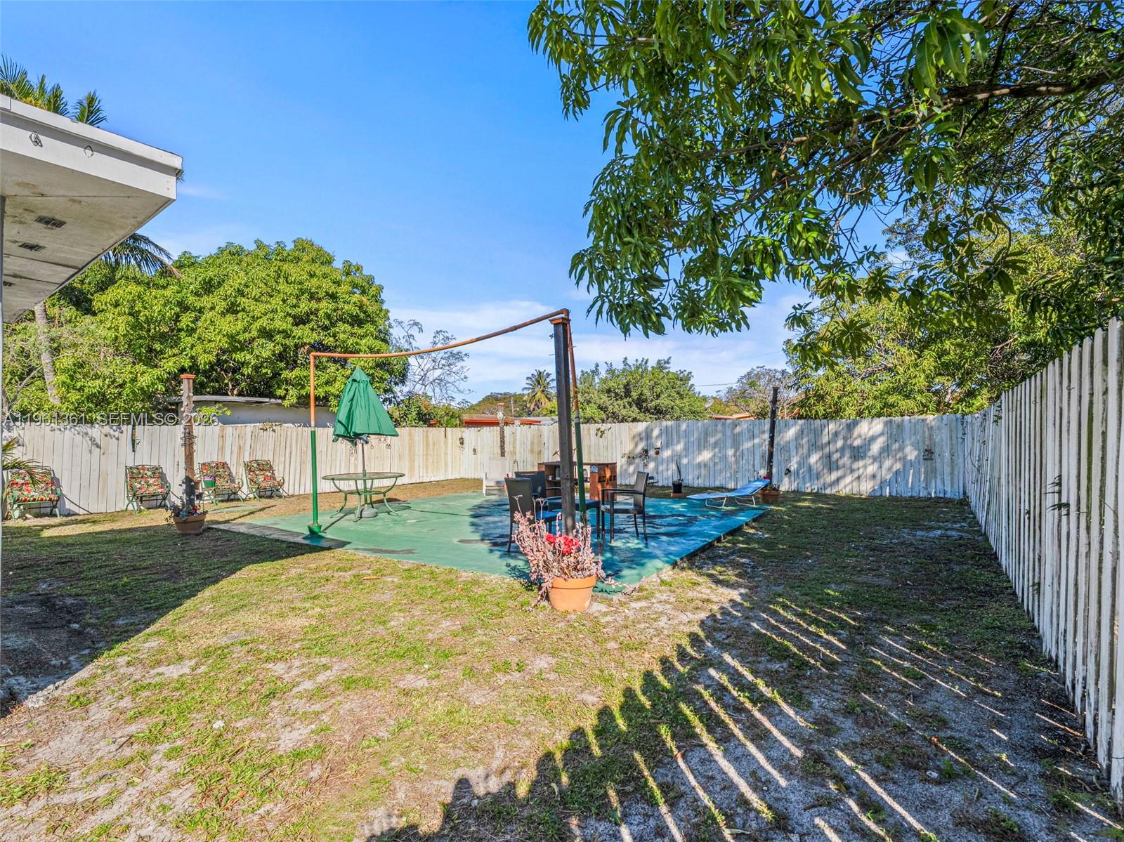 PINEWOOD PARK EXTENSION - Residential