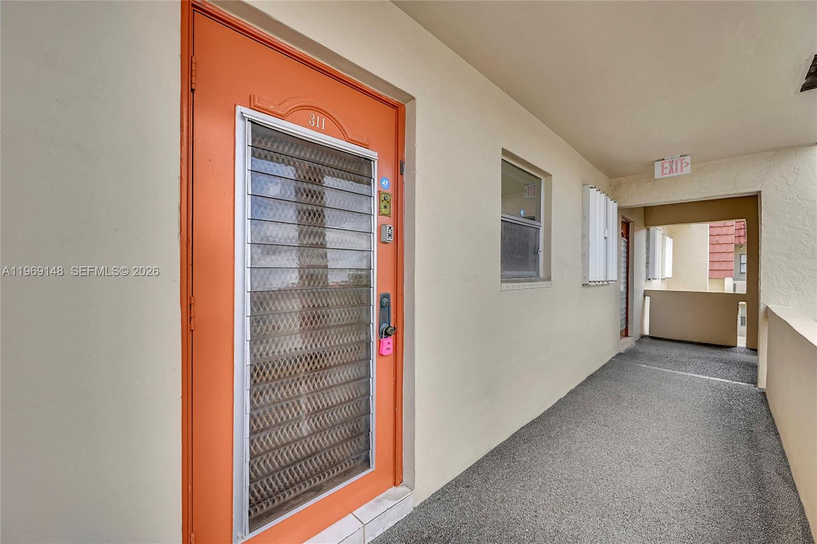 7960 N Sunrise Lakes Dr 311