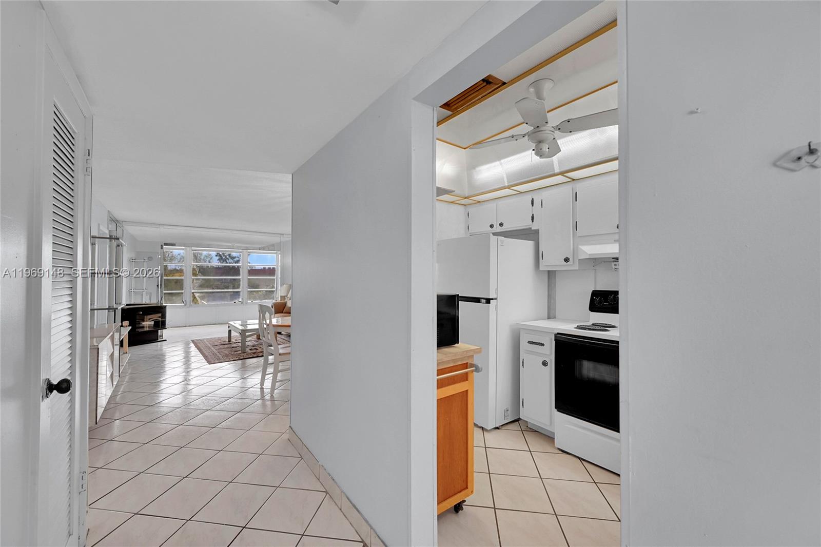 7960 N Sunrise Lakes Dr 311