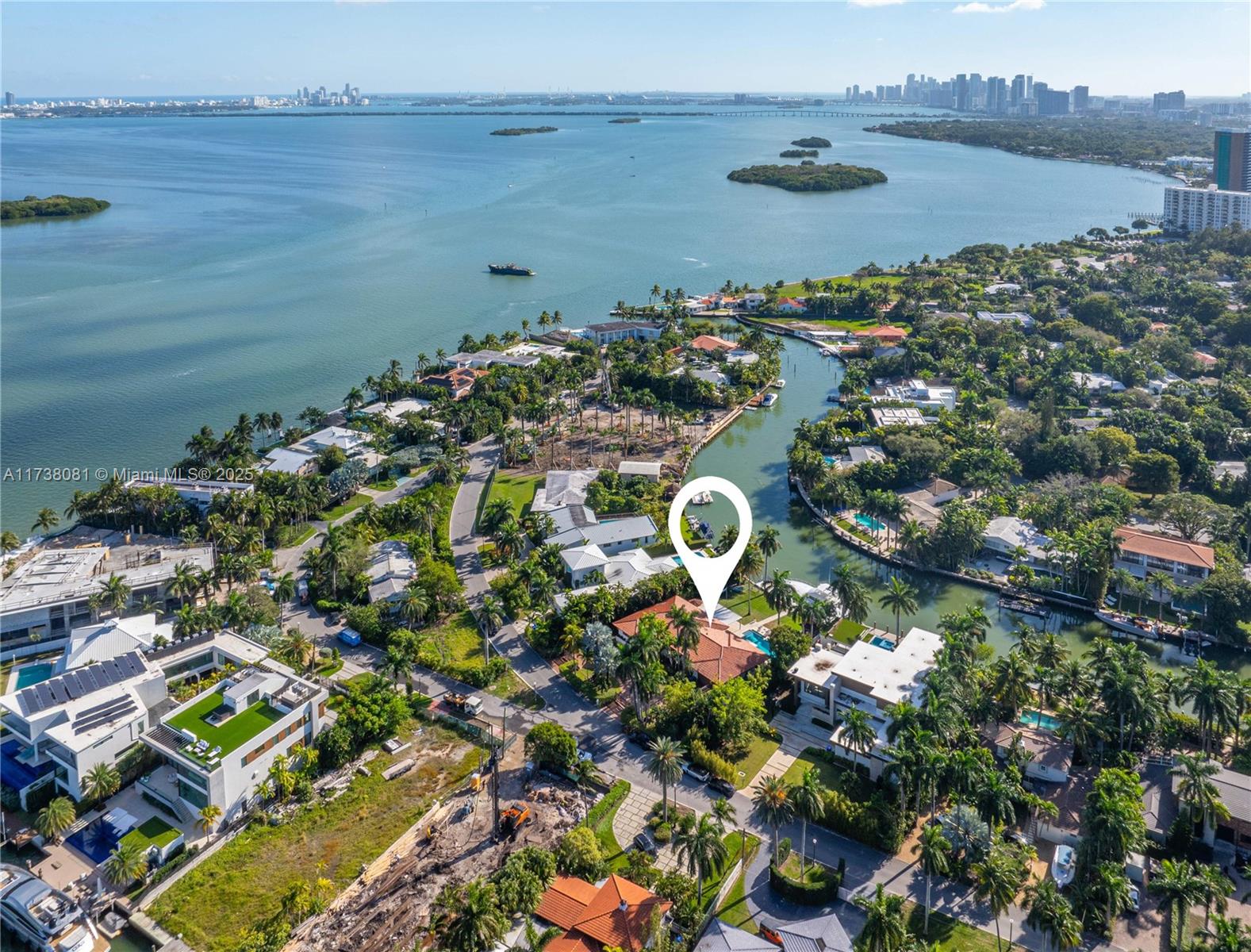 BELLE MEADE ISLAND - Residential