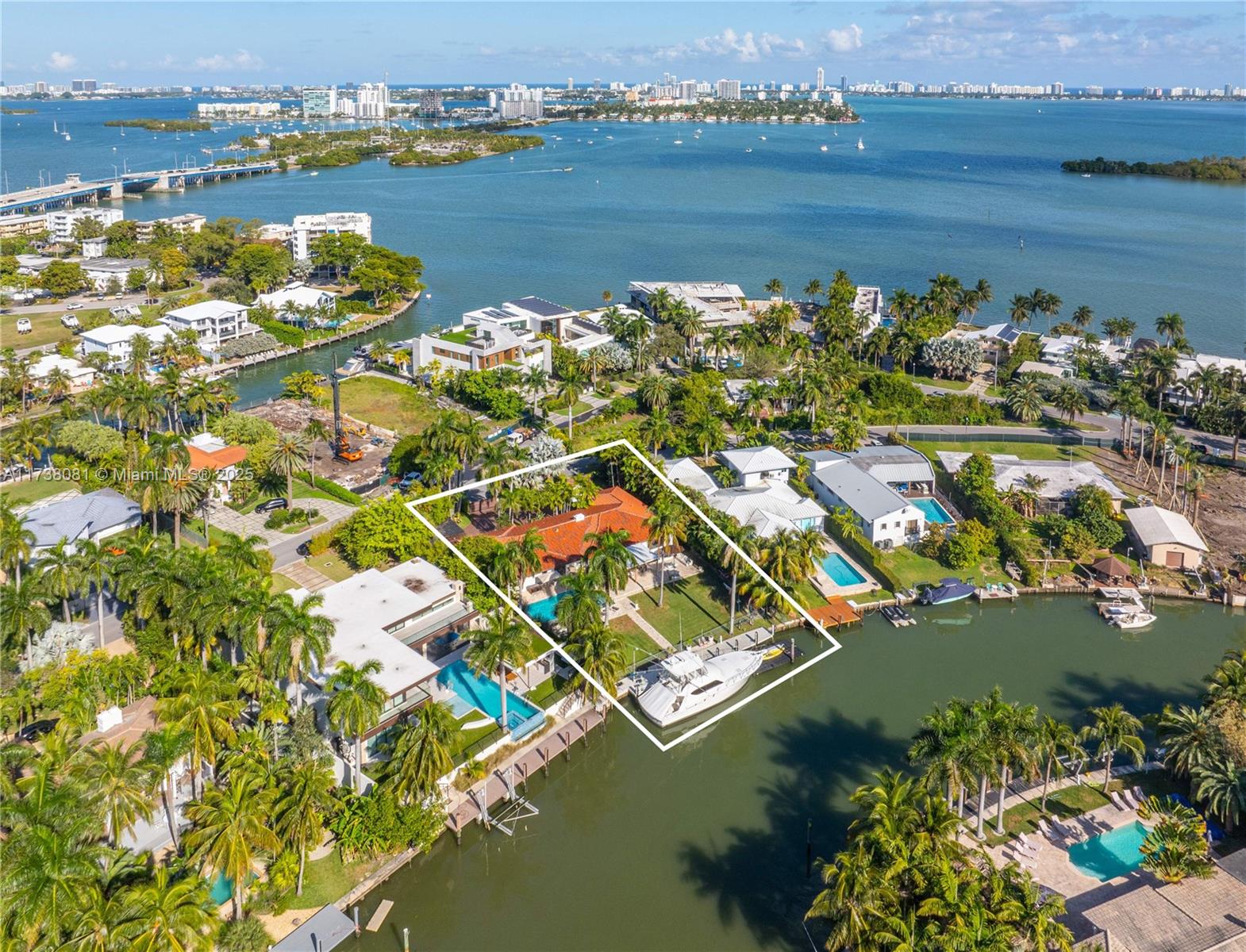 1070 Belle Meade Island Dr