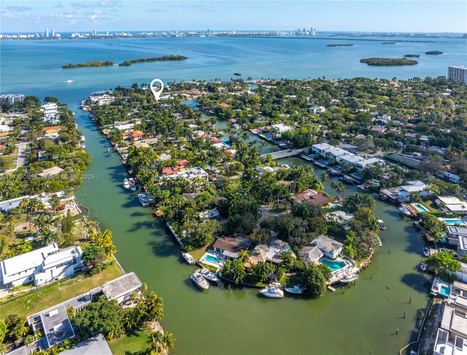 BELLE MEADE ISLAND - Residential