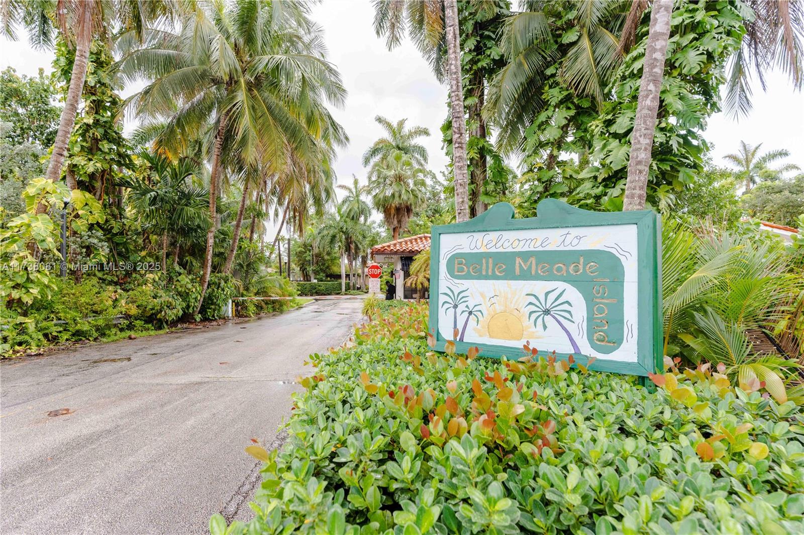 BELLE MEADE ISLAND - Residential