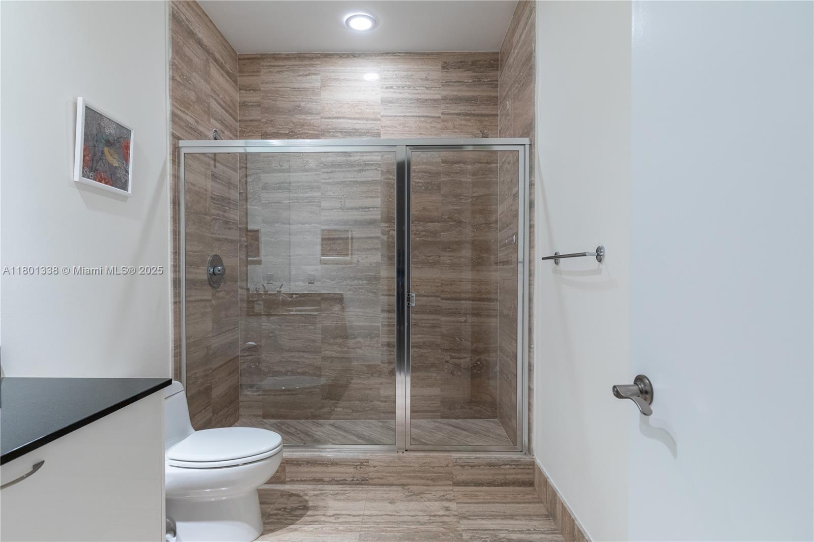 TDR TOWER I CONDO - Residential