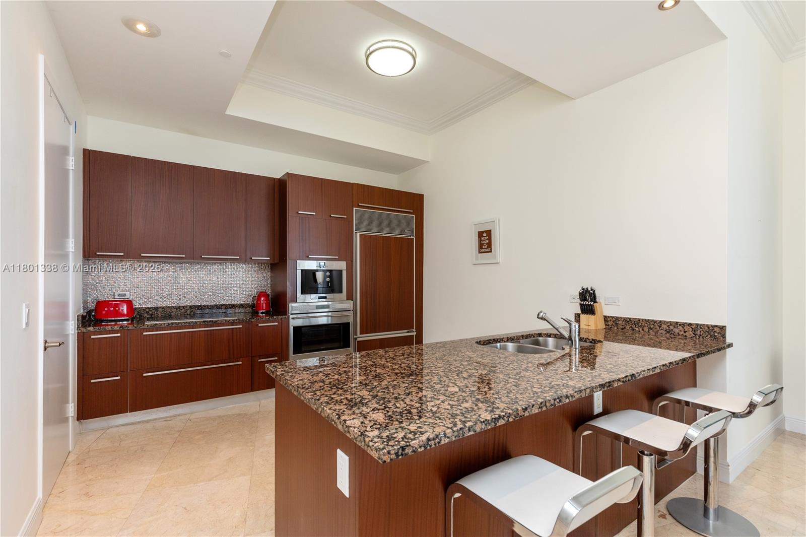 TDR TOWER I CONDO - Residential