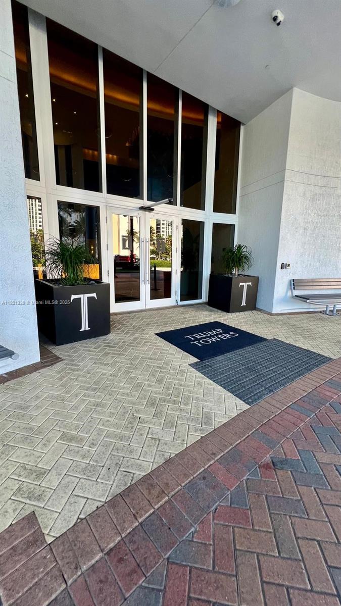 TDR TOWER I CONDO - Residential