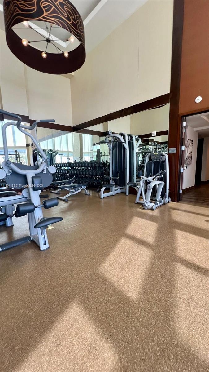 TDR TOWER I CONDO - Residential