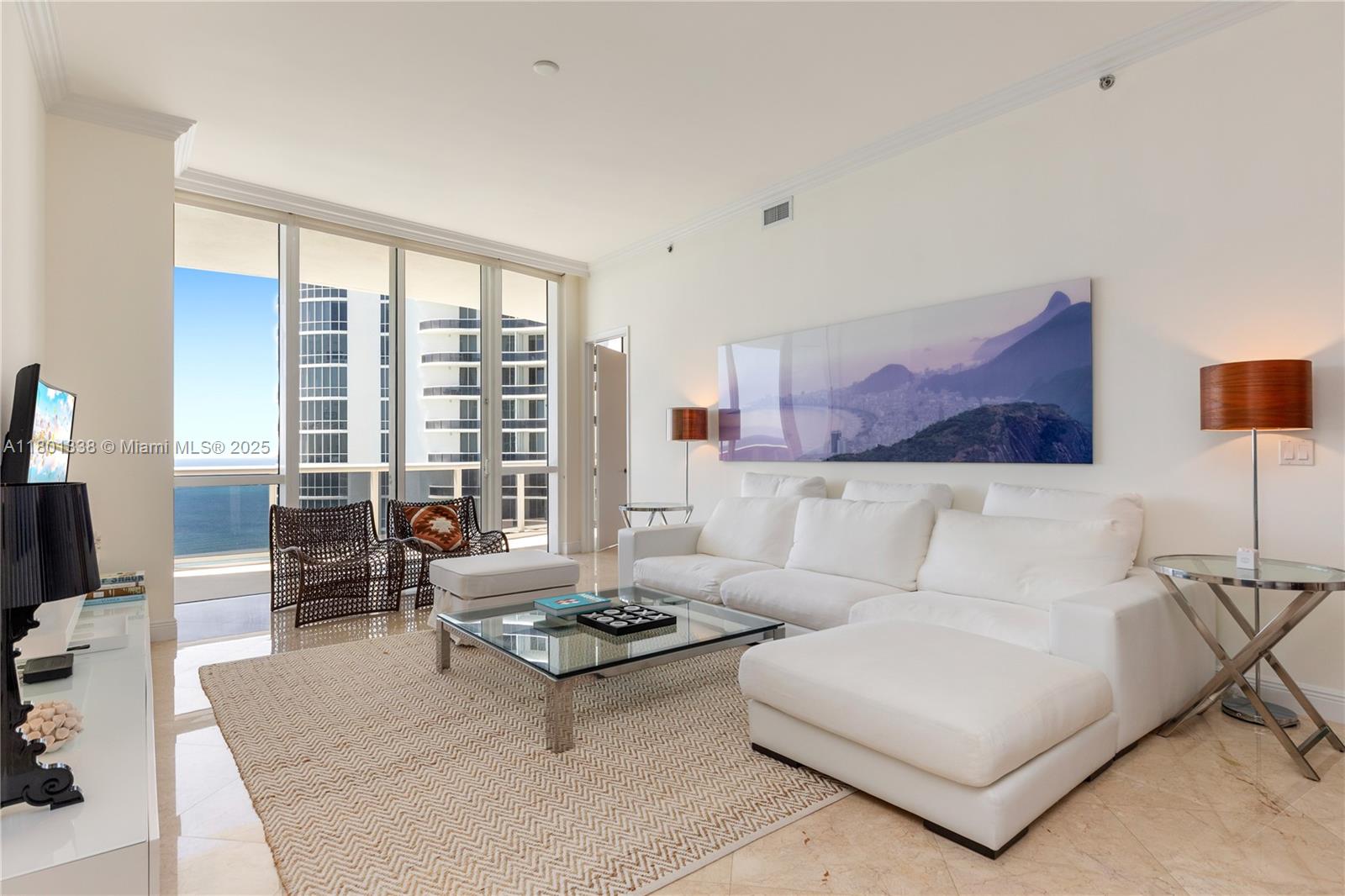 TDR TOWER I CONDO - Residential