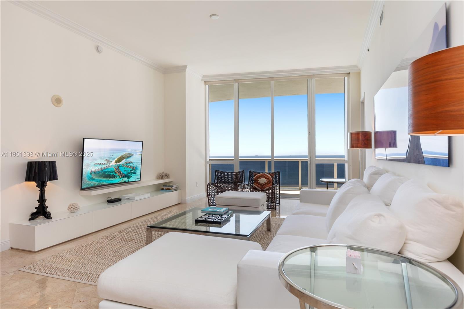 TDR TOWER I CONDO - Residential