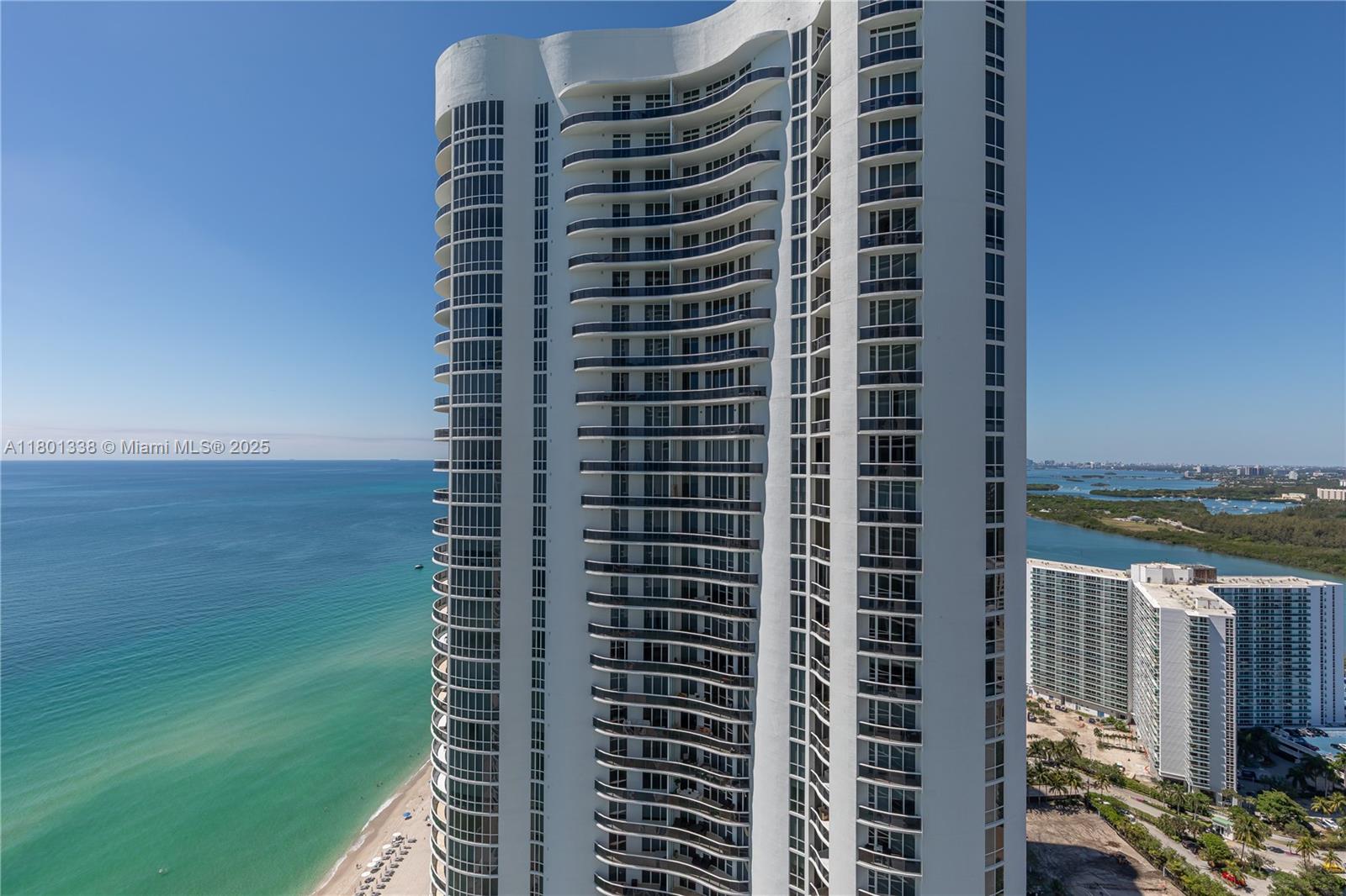 TDR TOWER I CONDO - Residential