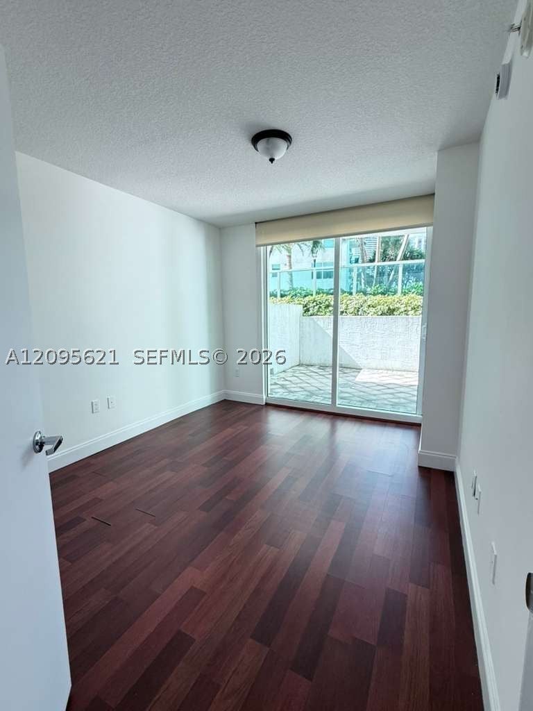 41 SE 5th St 709