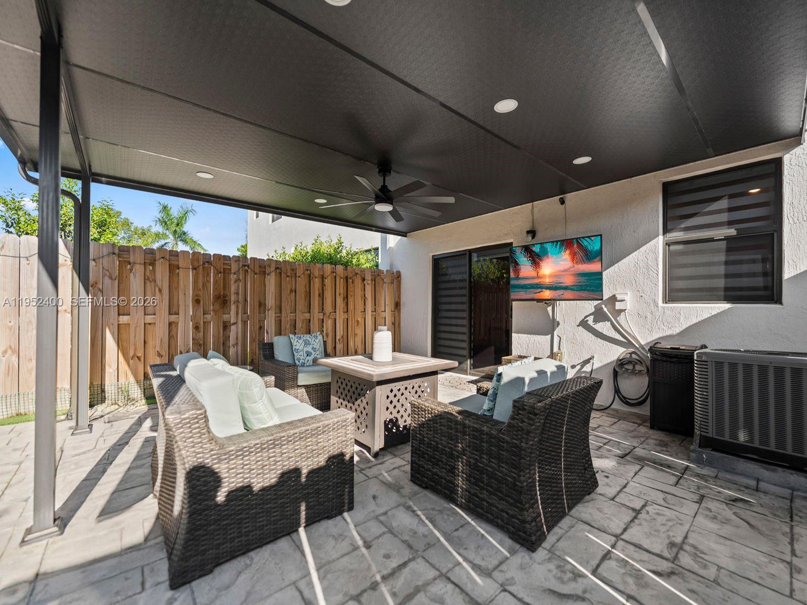 KENDALL ASSEMBLAGE SOUTH - Residential