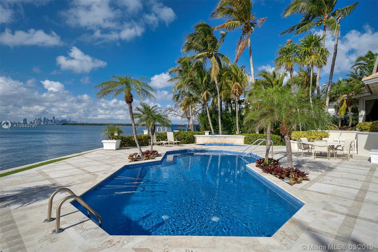 TROPICAL ISLE HOMES SUB 4 - Residential