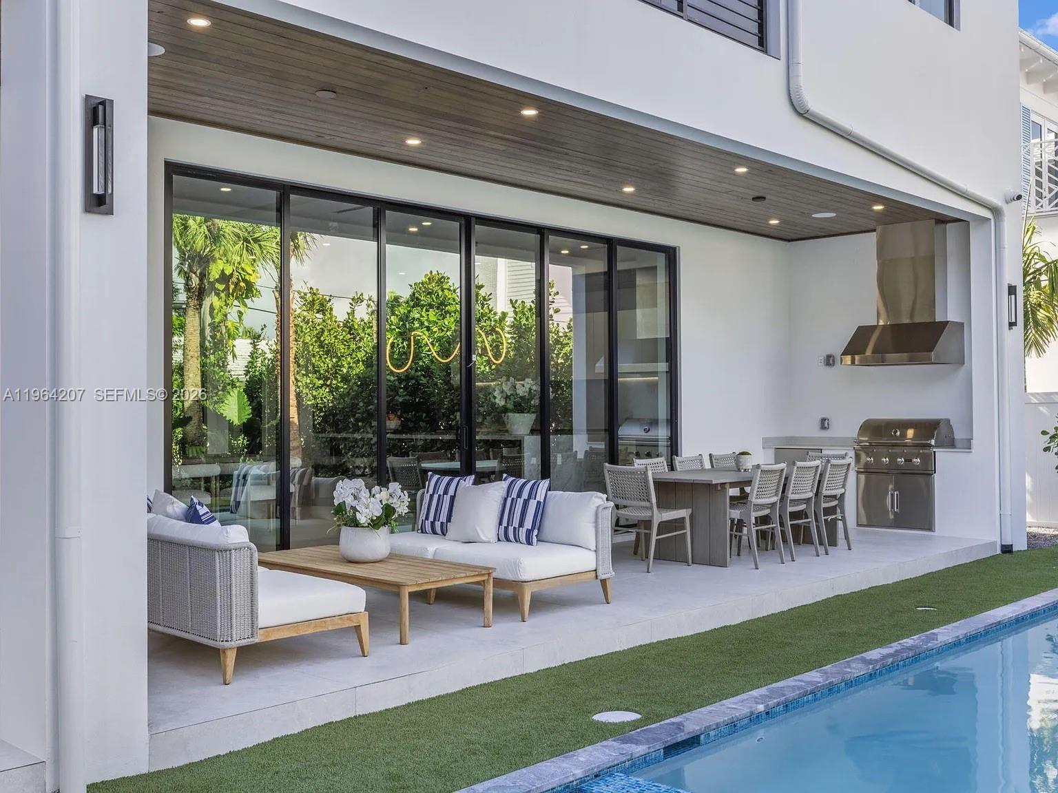 LAKEWOOD - Residential