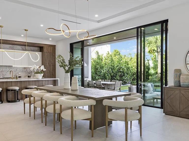 LAKEWOOD - Residential