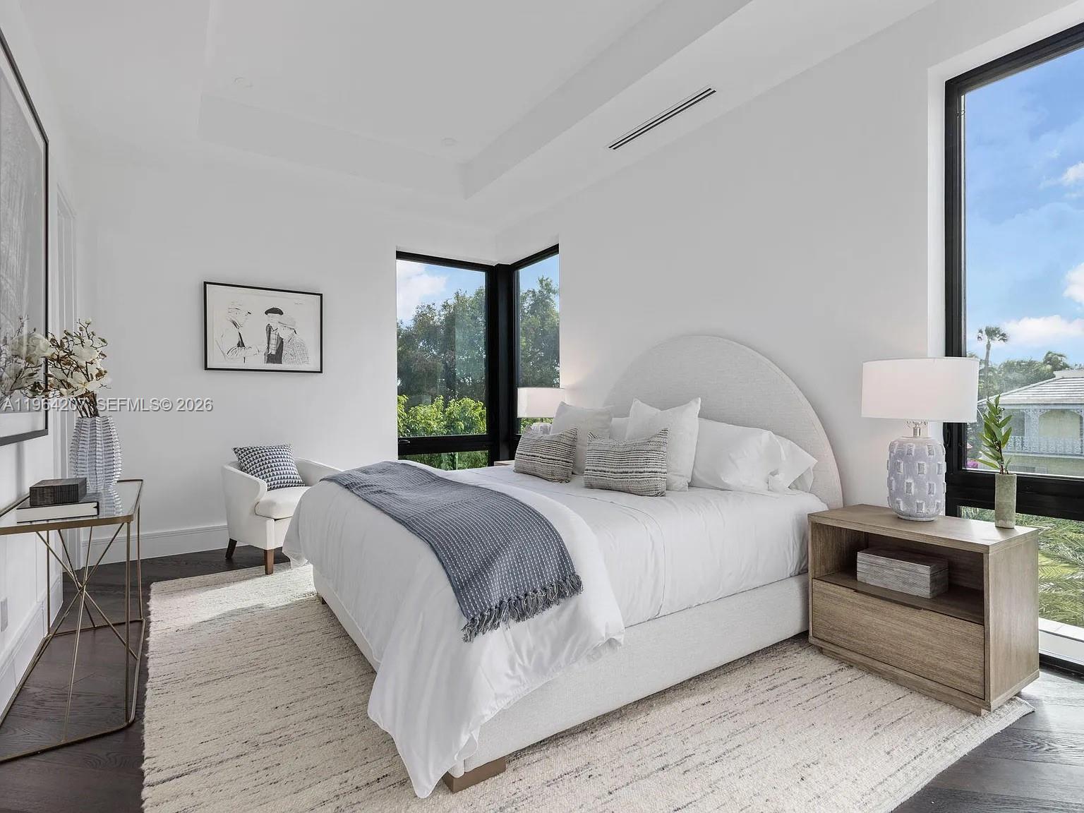 LAKEWOOD - Residential