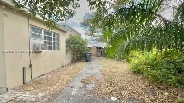 CAROUSSO ESTATES - Residential Lease