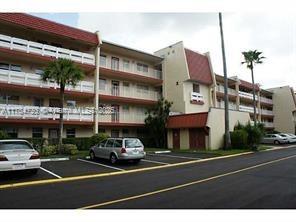 Rental Property at 1025 Country Club Dr 305, Margate, Broward County, Florida - Bedrooms: 1 
Bathrooms: 2  - $1,600 MO.