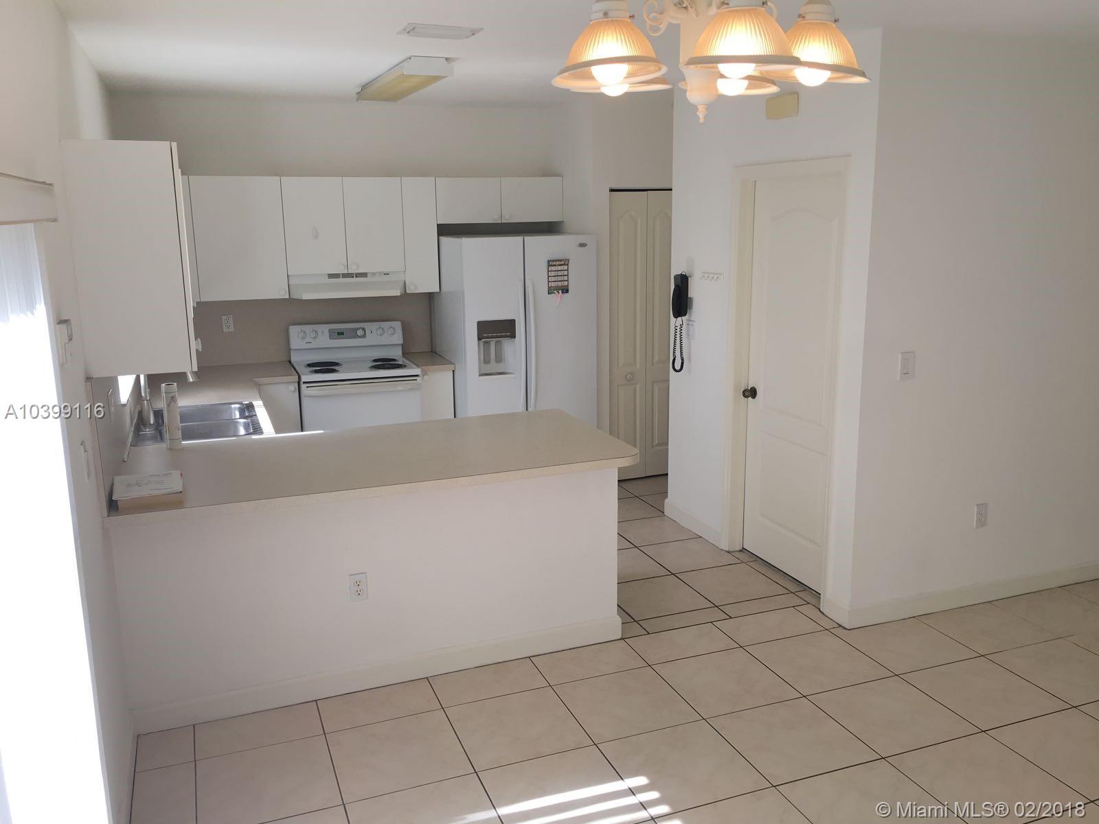 EMERALD LAKES - Residential Lease