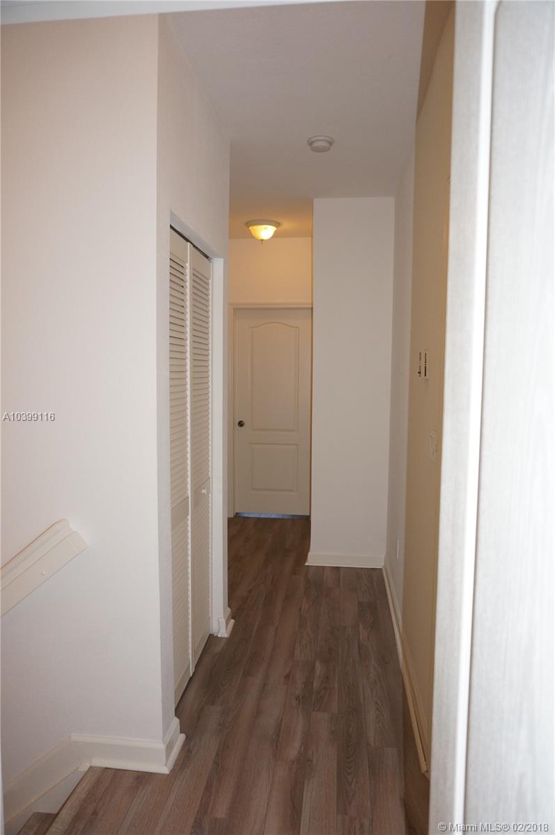 EMERALD LAKES - Residential Lease