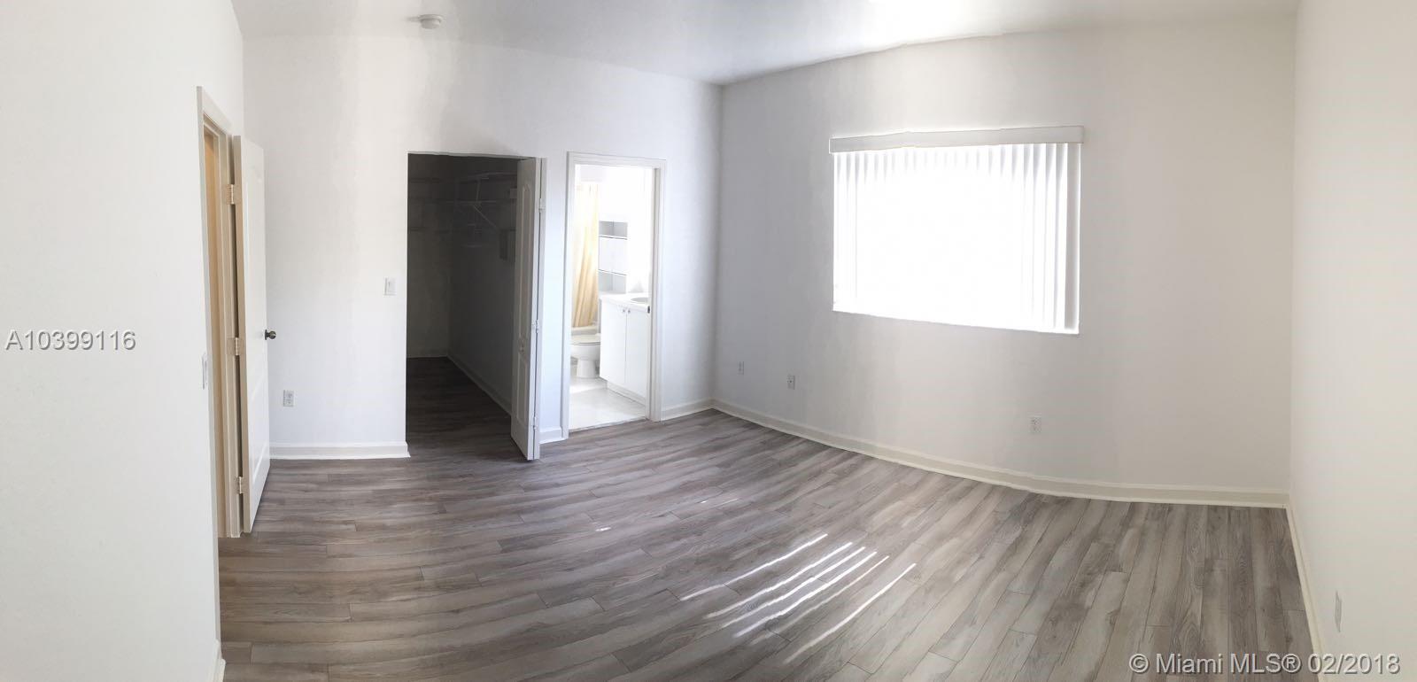 EMERALD LAKES - Residential Lease