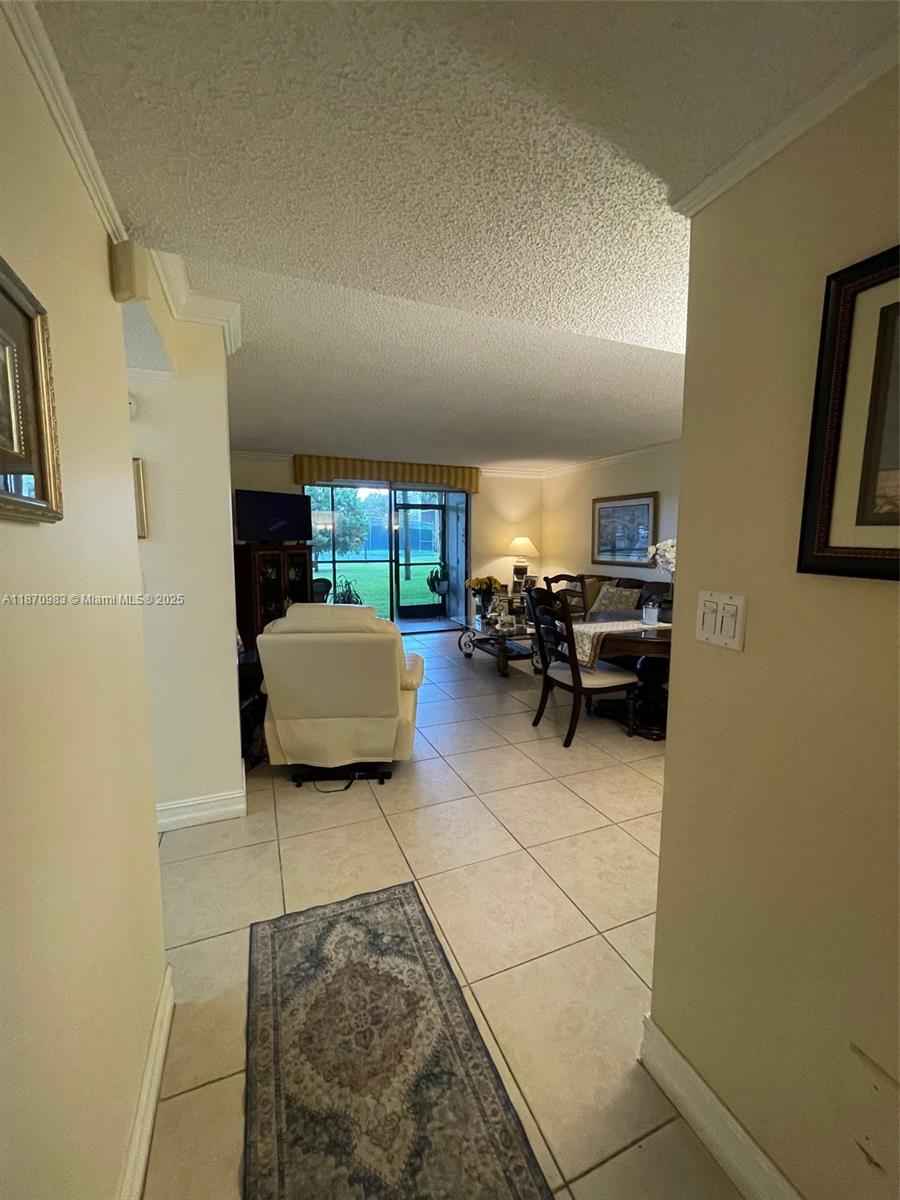 THE HORIZONS CONDO #5 - Residential