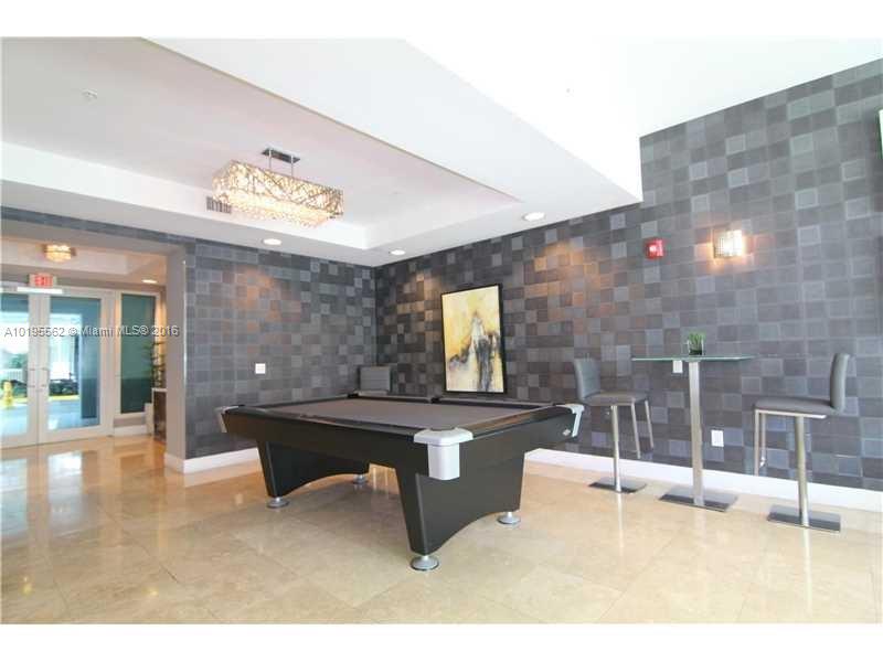 Oaks I Condo - Residential Lease