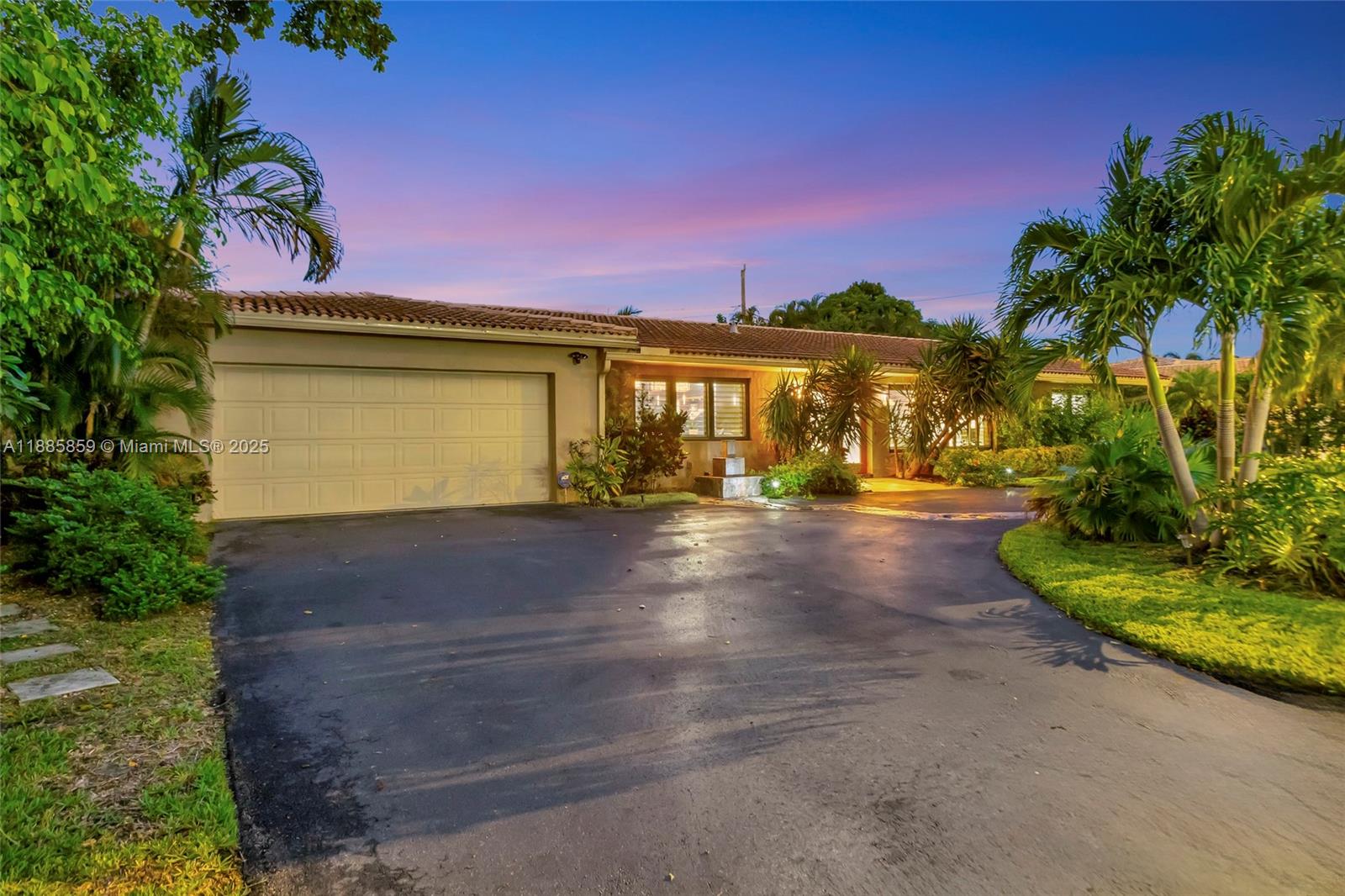 CORAL RIDGE COUNTRY CLUB - Residential