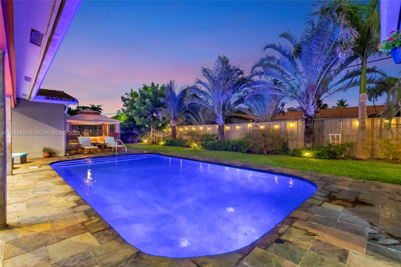 CORAL RIDGE COUNTRY CLUB - Residential