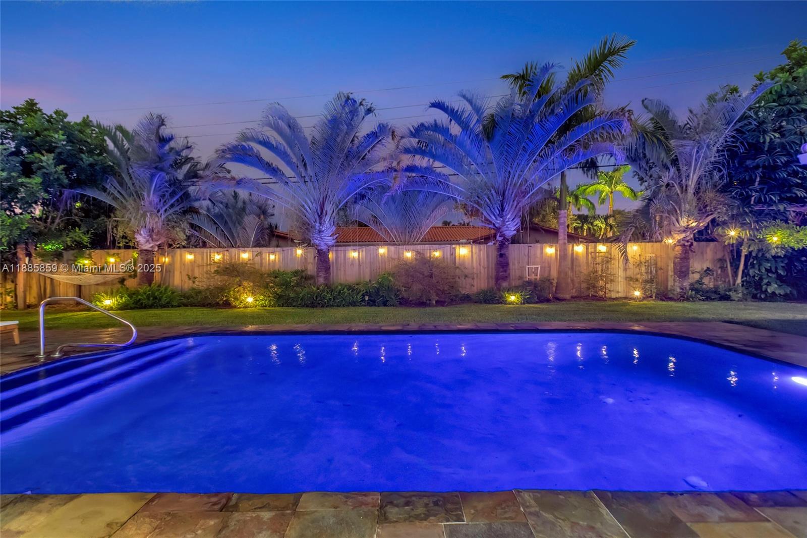 CORAL RIDGE COUNTRY CLUB - Residential