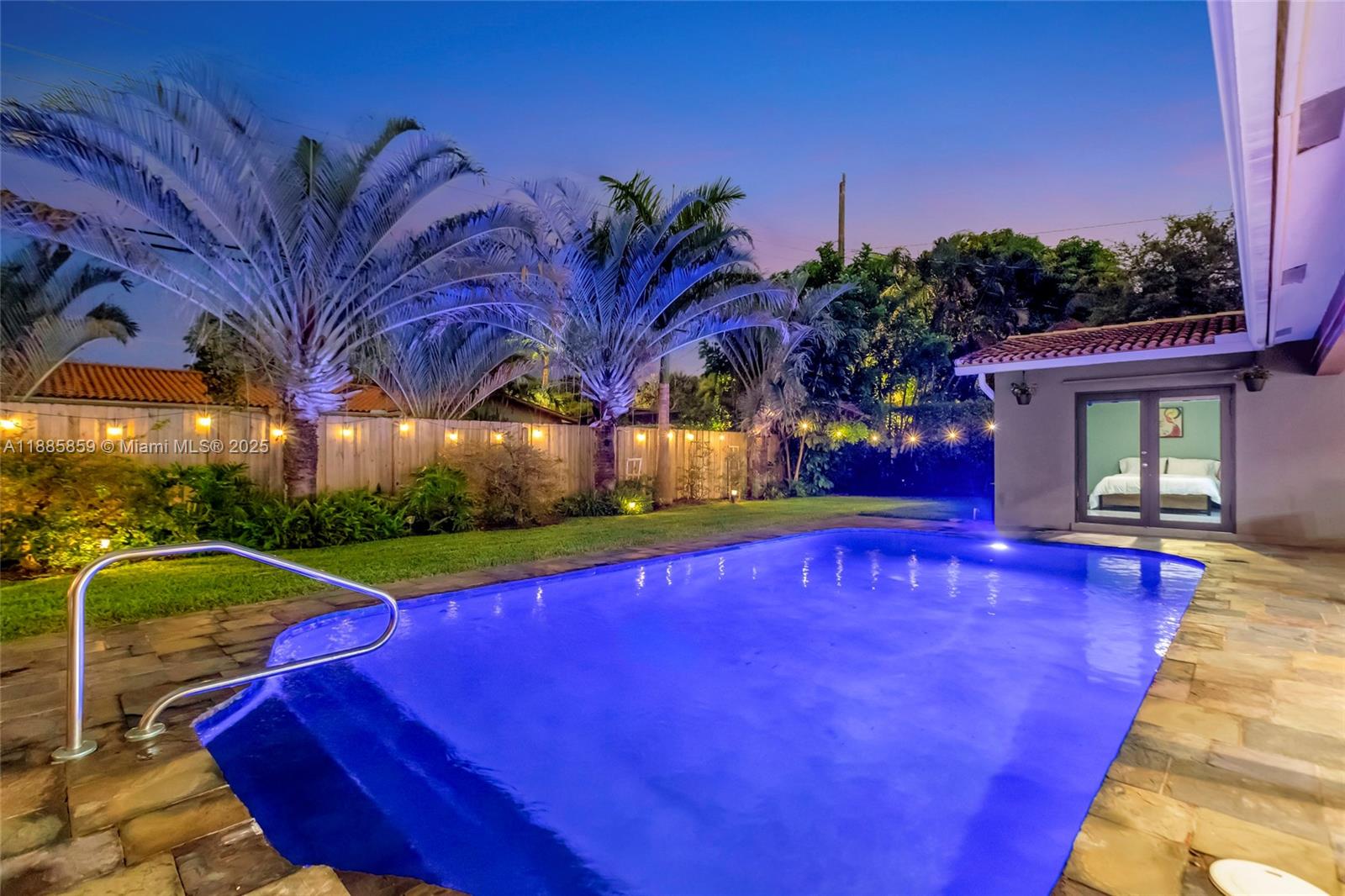 CORAL RIDGE COUNTRY CLUB - Residential